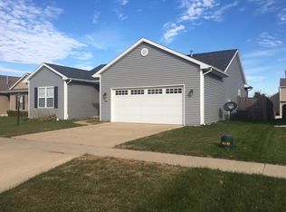 1310 Farley Ln, Champaign, IL