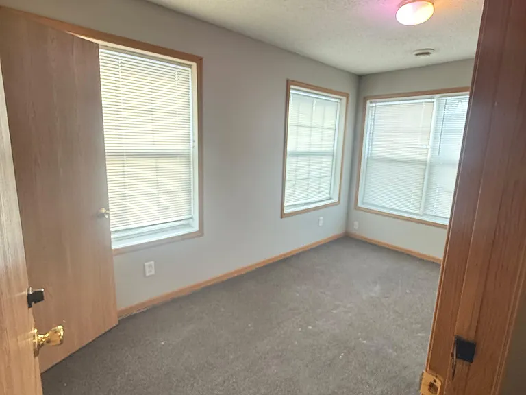 2701 Emerson Ave N #1 — Photo 4