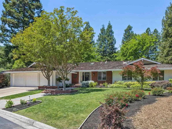 27 Shawn Ct, Alamo, CA 94507