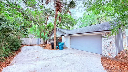 909 Gazell Trl Photo 1