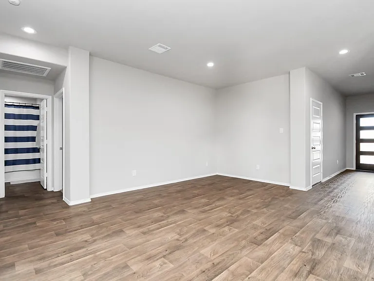 3947 Country Club Dr — Photo 28