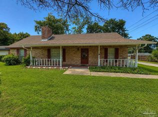 8047 Charter Oaks Dr, Pensacola, FL 32514