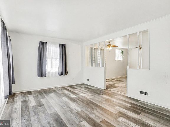 3rd image of 5402 Todd Ave