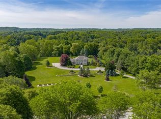938 Governors Rd, Hamilton, ON L9H5E3