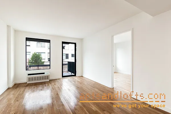 Rented by aptsandlofts.com | media 14
