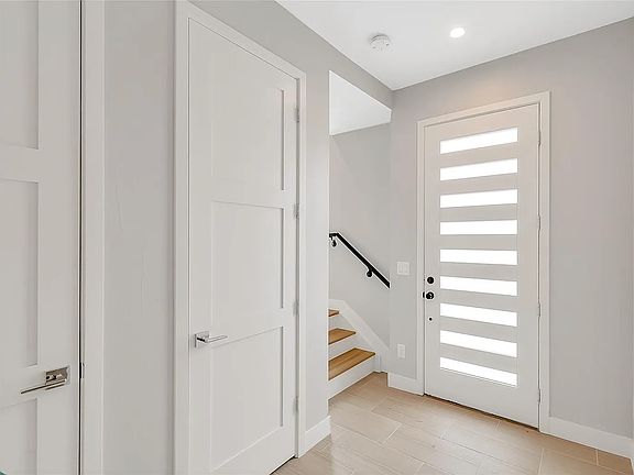 2nd image of 1284 Tennyson St Unit 3