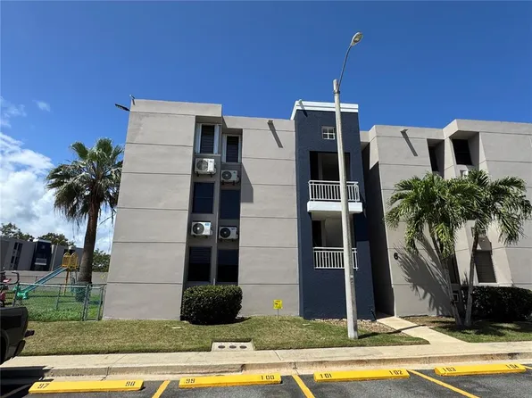 Cond Paseo Esmeralda #6-302, Fajardo, PR 00738