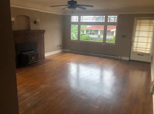 170 Cowlitz St APT 4, Saint Helens, OR