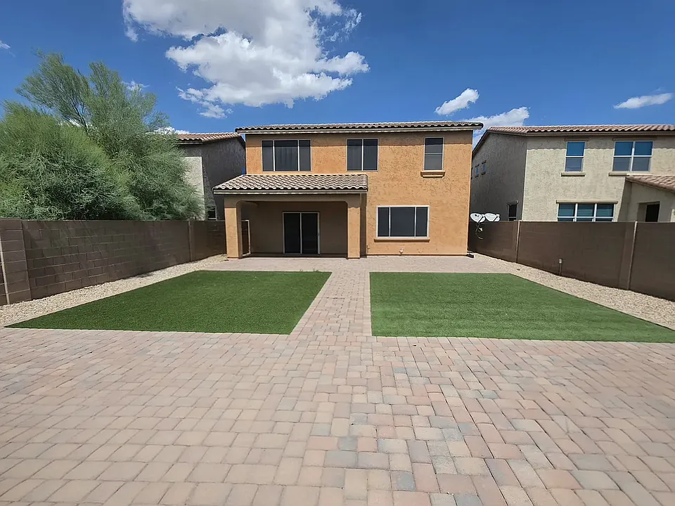 10413 W Hammond Ln