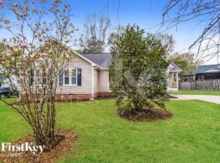 1909 Red Oak Ln, Clayton, NC 27520