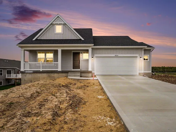 4904 Bethpage Dr NW, Comstock Park, MI 49321