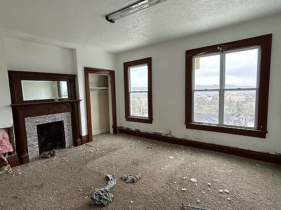 2nd image of 213 Watson Ave