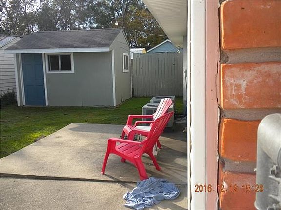 4th image of 3656 Cypress St