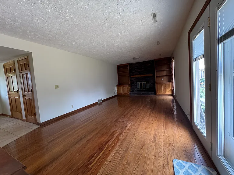 13519 Atwood Ave — Photo 14