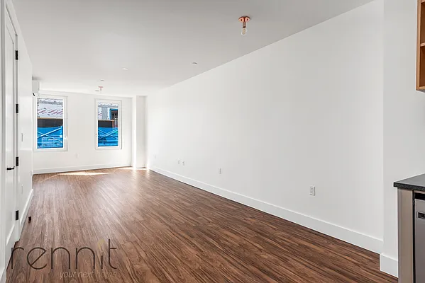 Rented by Rennit Inc. | media 3