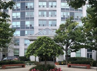 188 Doris Ave #1615, Toronto, ON M2N6Z5