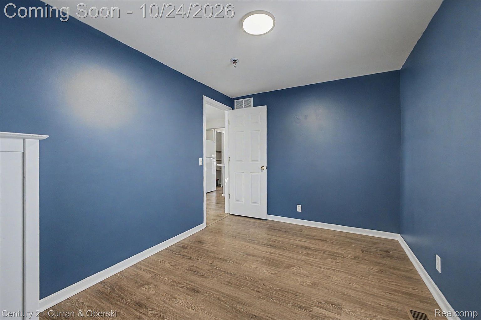 1054 Boston Ave, photo 18