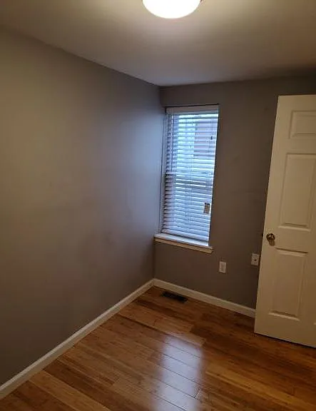 2546 Cedar St — Photo 13