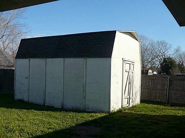 1st image of 616 Tulane Dr