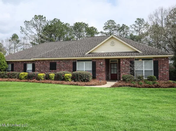 171 Latigo Loop, Sumrall, MS 39482