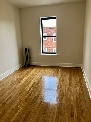 Rented by Silverstreet RE LLC | media 17