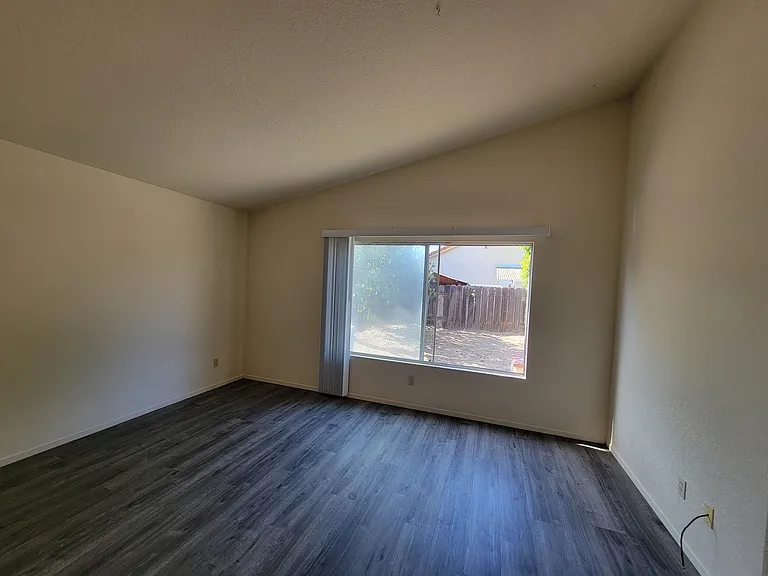 8040 Los Sabalos St — Photo 18