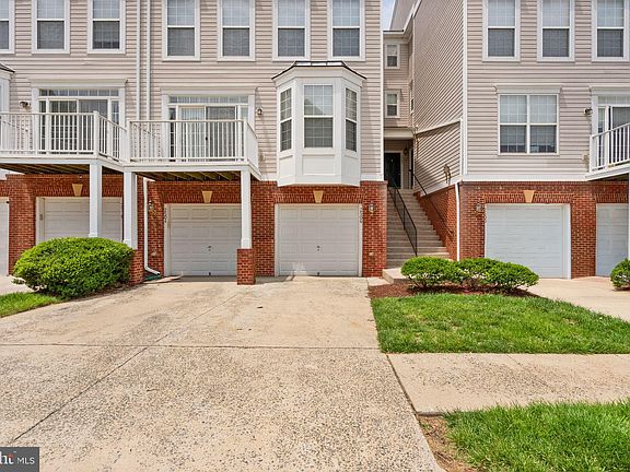 4th image of 2506 Einstein St #259