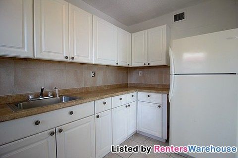 2nd image of 611 NW 177th St APT 107