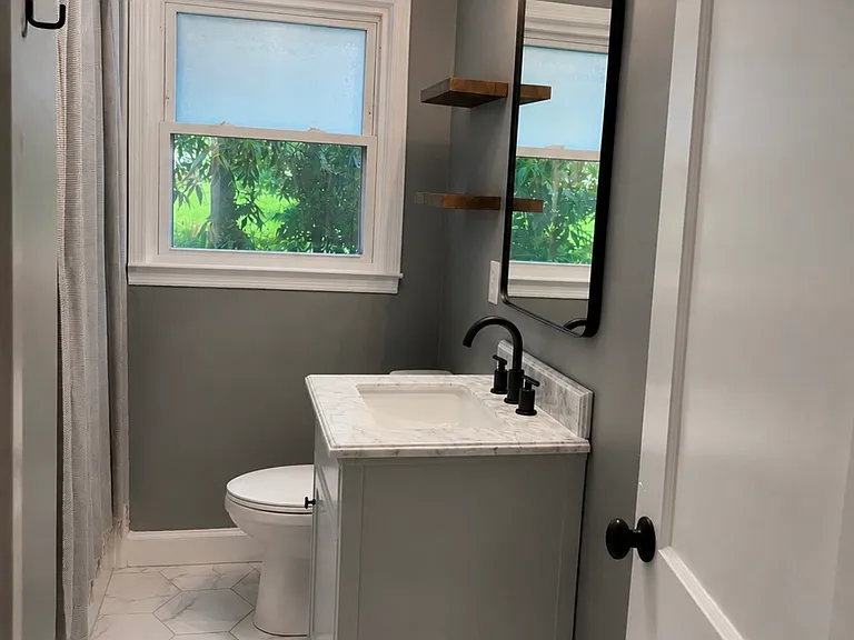 108 E Acres Dr SE — Photo 10