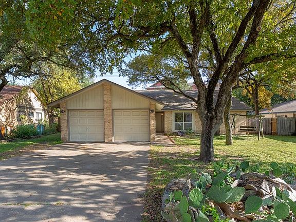 2nd image of 8808 Pineridge Dr