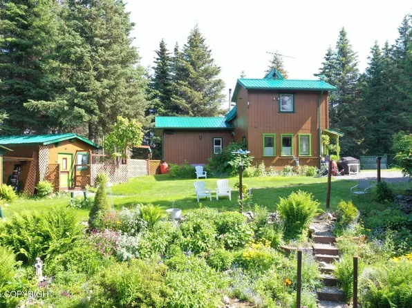 1630 Garden Park Dr, Homer, AK 99603