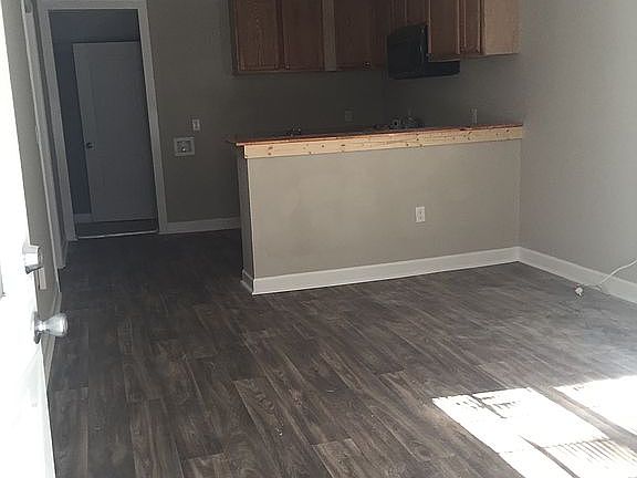 4th image of 614 Shady Ave