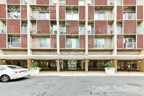 800 4th St SW #S607 — Photo 17