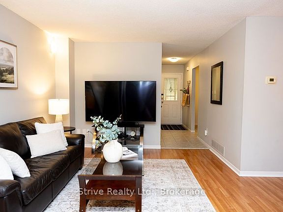 5th image of 54 Deverill Cres