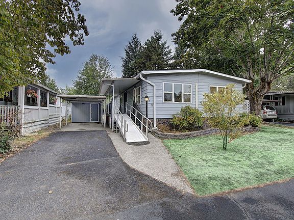 3rd image of 5404 NE 121st Ave Unit 15