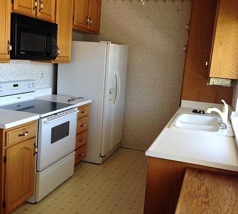 2nd image of 19818 Spanish Oak Dr