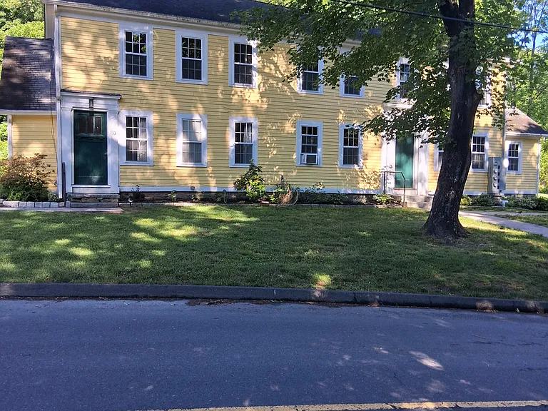 33 High St — Photo 1