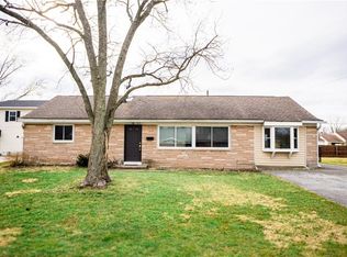 614 Carol Dr, Greenwood, IN 46143