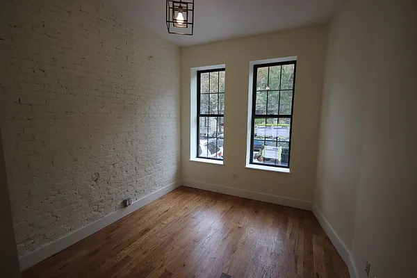 Rented by Nooklyn NYC LLC | media 14