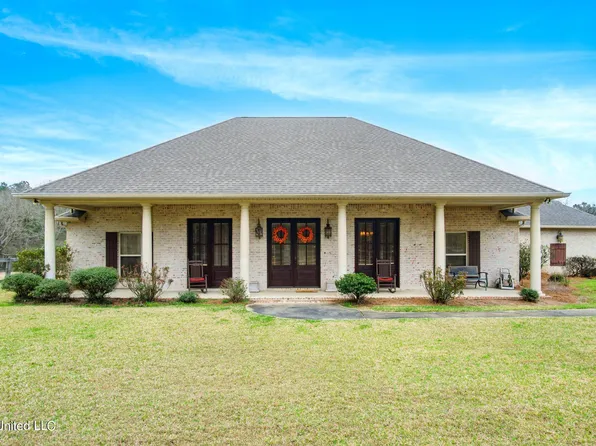 36 Knight Rd, Sumrall, MS 39482