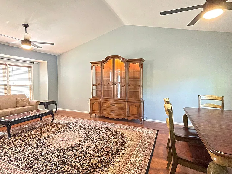 16 Jenny Ln — Photo 31