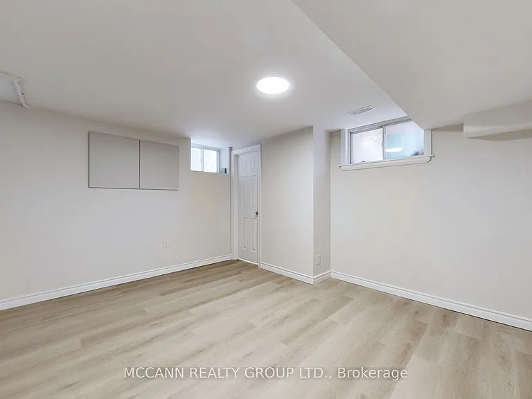 274 Boon Ave — Photo 8