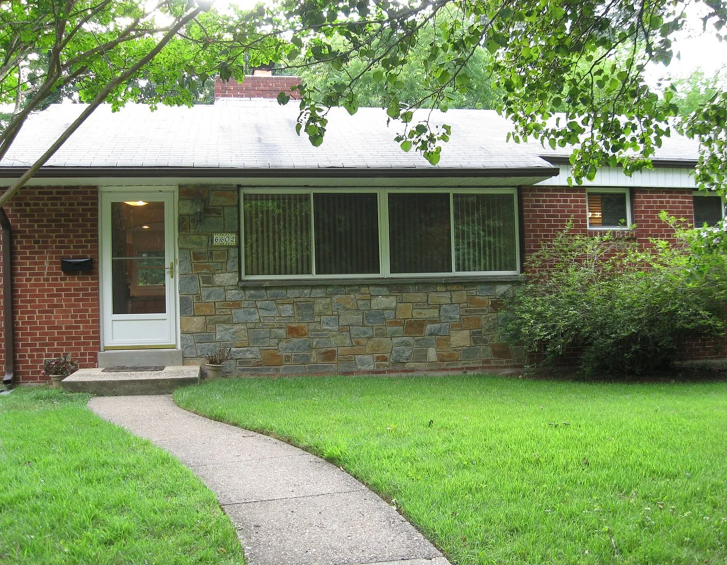 6602 Wells Pkwy photo 1