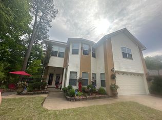 10109 Godwin Dr, Little Rock, AR 72204