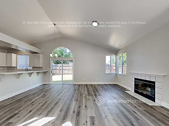 4th image of 278 Union St