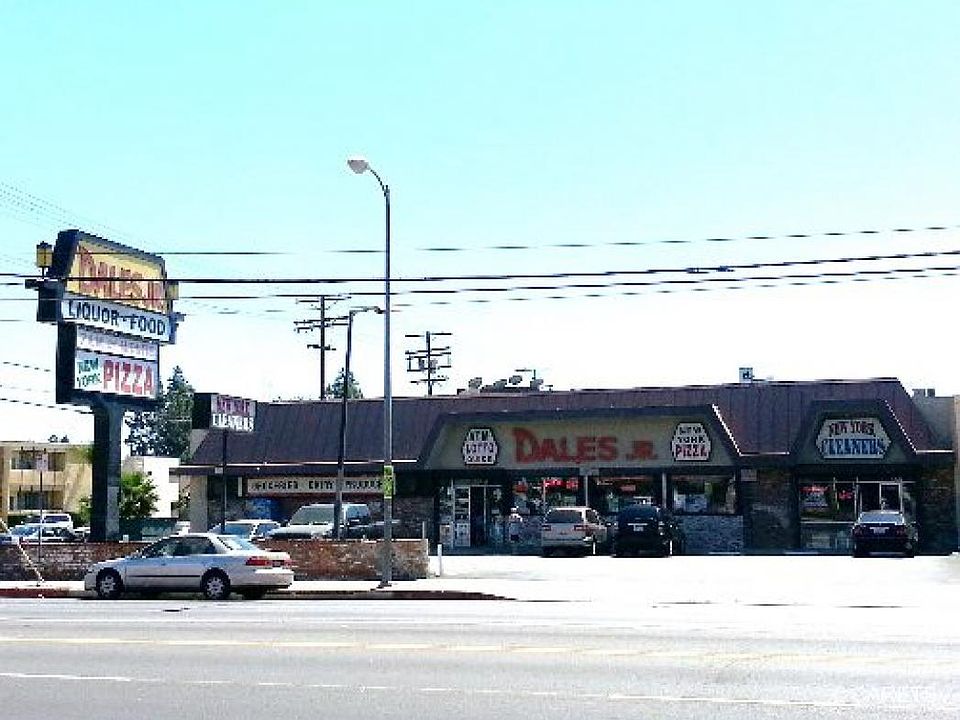 1st image of 12500 Oxnard St