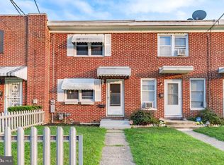 82 W 3rd St, Burlington, NJ 08016