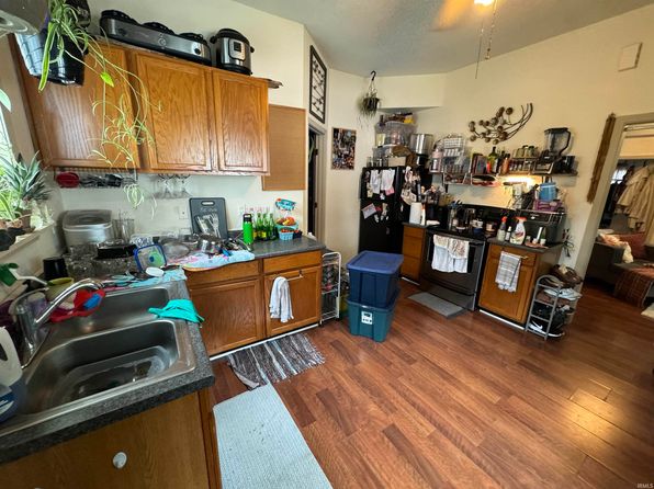 fort-wayne-indiana-94269948 picture