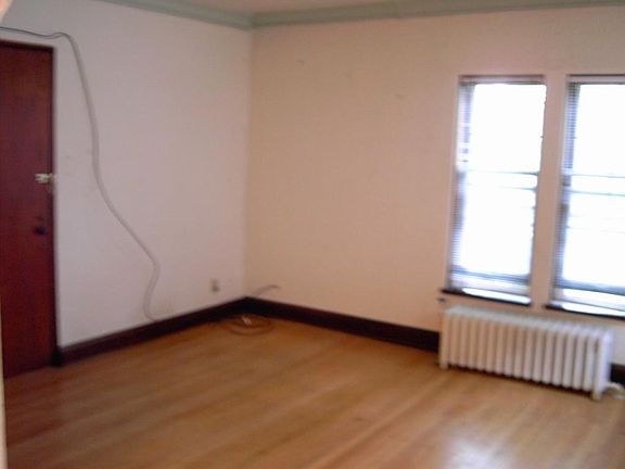 3rd image of 2337 N Weil St #5
