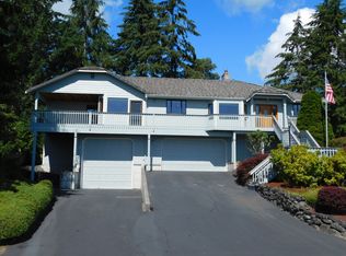 300 E Rainier Ct, Allyn, WA 98524